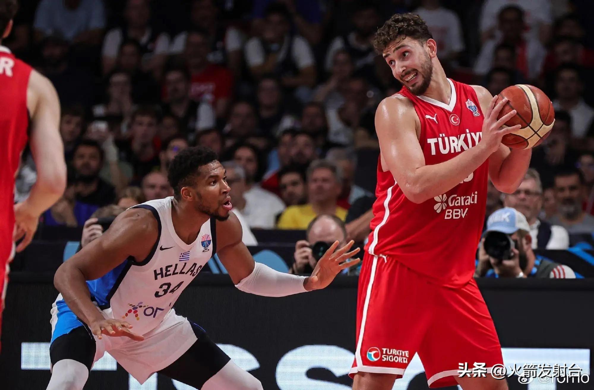 包含荷甲关键时刻再迎强敌，马赛遗憾出局，主帅态度——赛场秩序良好，数据趋势出现新变化的词条-爱游戏娱乐